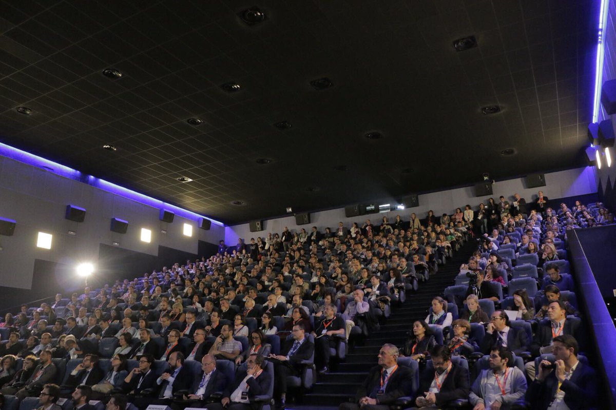 Impulsandotuneg's tweet photo. 👏🏻Lleno absoluto en #MBFMadrid 💙💛💚
#ManagerFinanzas
#ManagerRRHH
#ManagerMktventas https://t.co/UePJ0mlt9t