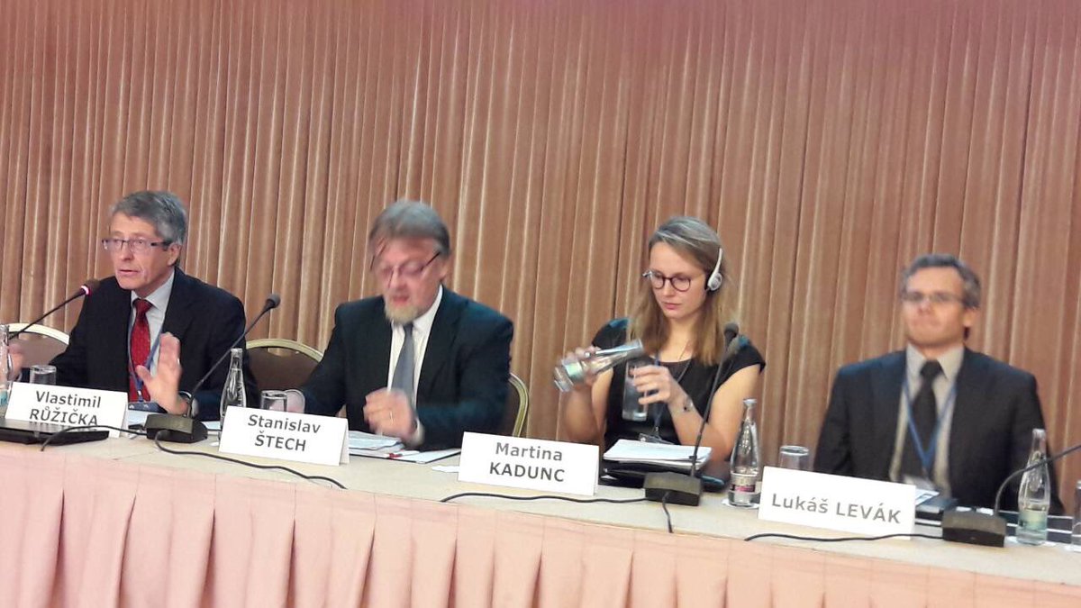 StanislavStech's tweet photo. Dnes jsem přivítal účastníky konference „CZEDER“, kterou každoročně pořádá #TACR ve spolupráci s @msmtcr. Více na https://t.co/tlUtaeTMaU https://t.co/0XzEyZjwLC