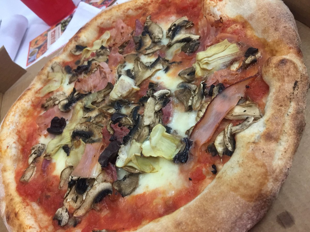 whatsoninad's tweet photo. #adelaide here at opening of Bianca Pizza on Pultney St #heybianca yum pizza https://t.co/1zjp2TdJZQ