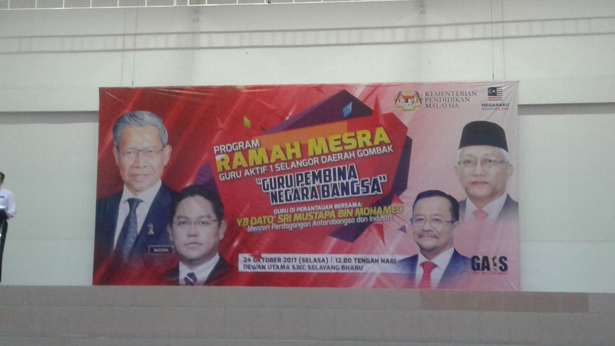 SSohaimishahada's tweet photo. Bersama warga pendidik anak Kelantan di Gombak..@NajibRazak @Zahid_Hamidi @mynohomar @Mustapa_Mohamed https://t.co/tkKtr4PP3R