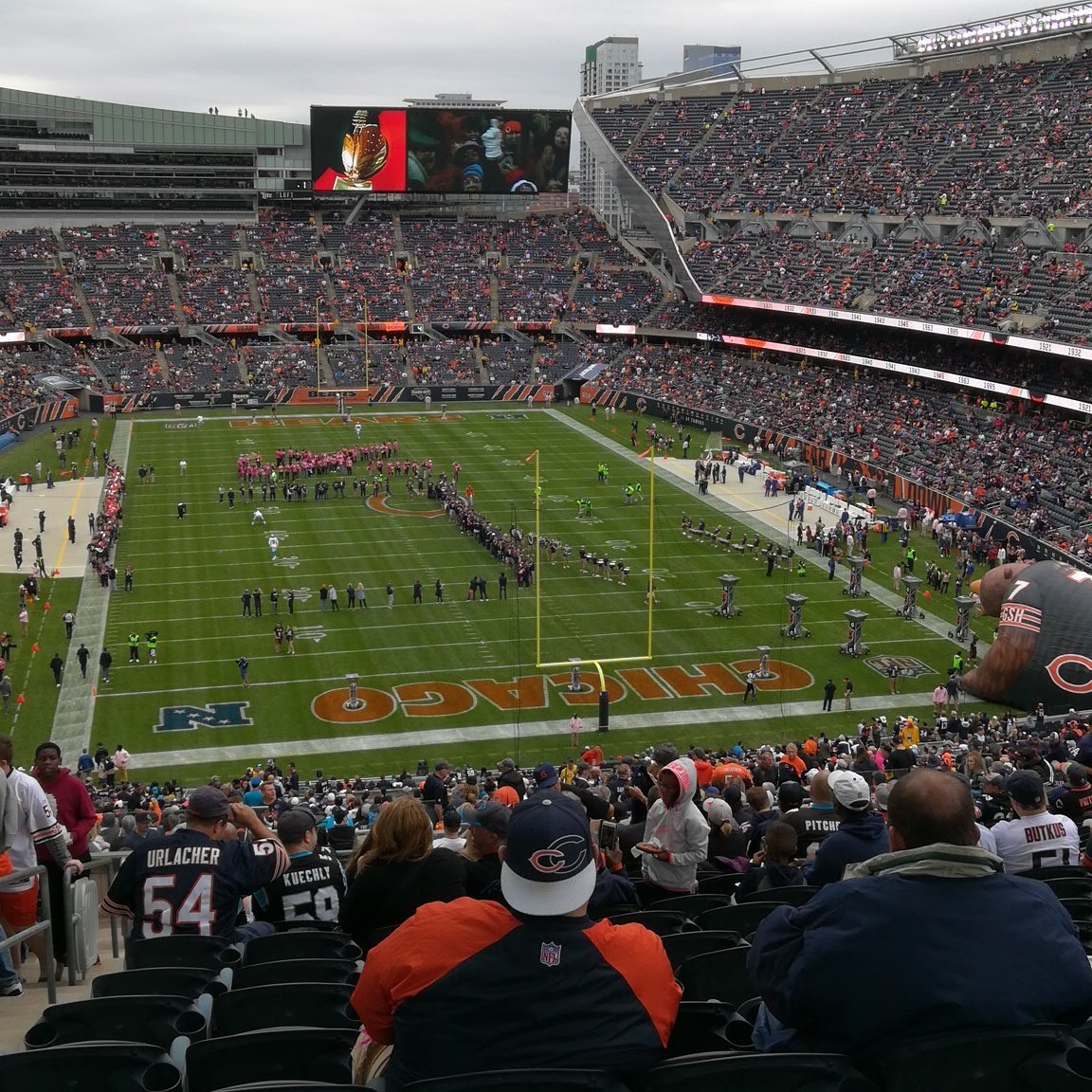 Instagans27's tweet photo. @ChicagoBears Go bears https://t.co/UdQ8MF7p1j