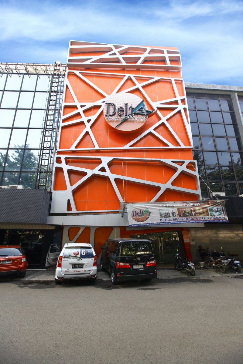 Hei warga Jakarta pusat. capek macet-macetan? Silahkan ke Delta Spa di Harmoni Plaza, Bl B 12 - 12 A unit 36 - 38 Jl. Suryopranoto No. 2