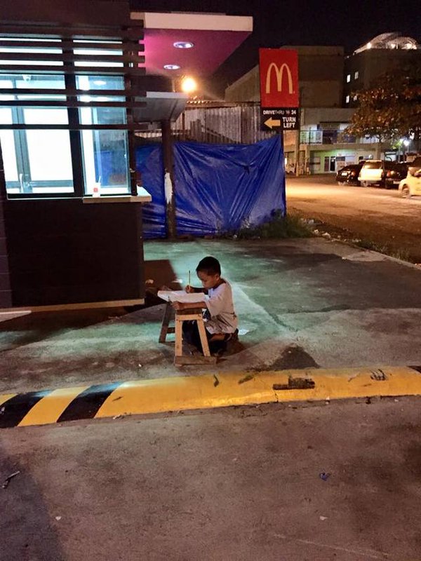 CollegeEssayGuy's tweet photo. “If it is important to you, you will find a way. If not, you’ll find an excuse.”

https://t.co/jUtktAOQiD https://t.co/BibGBGnTno