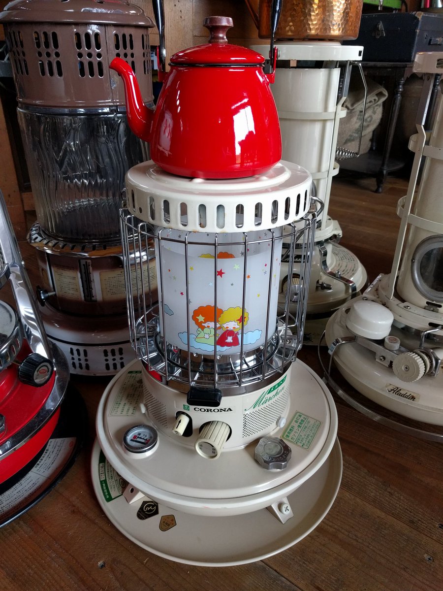 qグリル料理専門店 Bar Kin Twitterissa 昨日 石油ストーブ2台入荷し今朝アラジンのグリーンが嫁ぎ先決定 コロナのメルヘンはレア物で美品 コンパクトだからアウトドア キャンプに最適 入荷するたび売れてまう 笑 茨城 つくば qレストラン