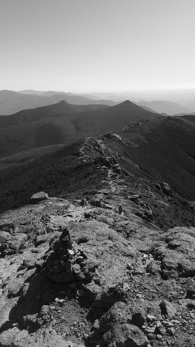 JeremeLeafe's tweet photo. Finally 25% done the grid! 144 done!
#thegrid #hiking #nh4k #whitemountains #nh #franconianotch #trailrunning https://t.co/Pyr6m5vygm