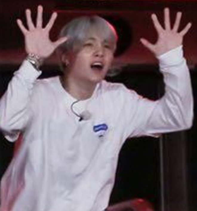 ⟭⟬ SUGA UPDATES ⟬⟭ tweet media