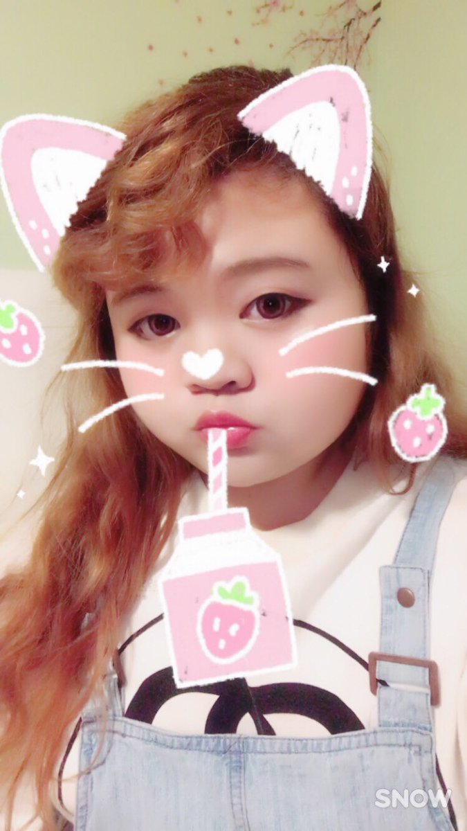 ouychuu's tweet photo. I’m late ! ! Because I forgot today is #banaselcaday 😶😶😶 #pochan https://t.co/IOl2Xd2FRy