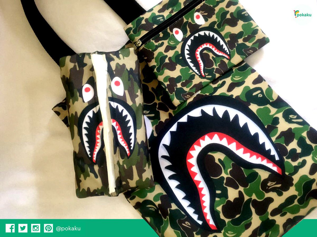 pokaku's tweet photo. In Frame 📷 : 
Bape series for Abrielle tissue pouch, Jesslyn tote bag and Ethia pouch.

#bapetotebag #bape #pouchcustom #customhampers https://t.co/tsbUIaiVIx