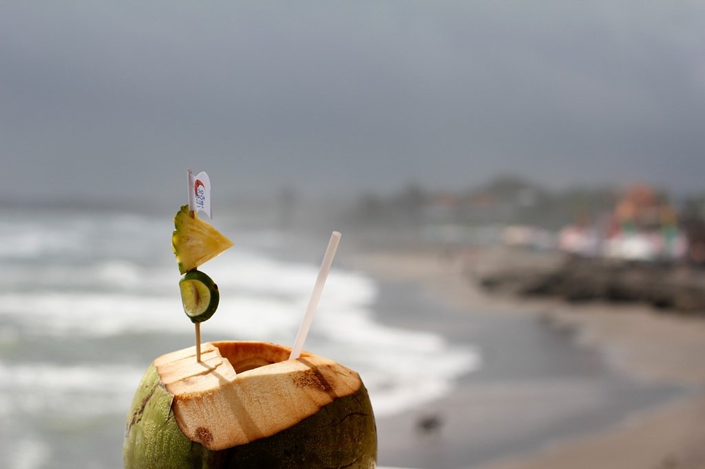 HealthLink_PH's tweet photo. Buko juice alone won’t save you from having #UTI
READ: https://t.co/UYYpgt9pOQ

#WellnessPH #bukojuice https://t.co/DOpIV9oyWx