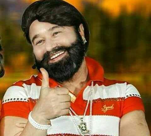 Official_tashu's tweet photo. पहले कोई"दीवाना"कहता था,कोई"पागल"समझता था,अब कोई"अन्धभक्त"बोलते हैं,कोई"गुंडे"समझते हैं,पर चर्चे तब भी थे और अब भी है
#MSG
#Felling_proud https://t.co/GzU2QZO2dj