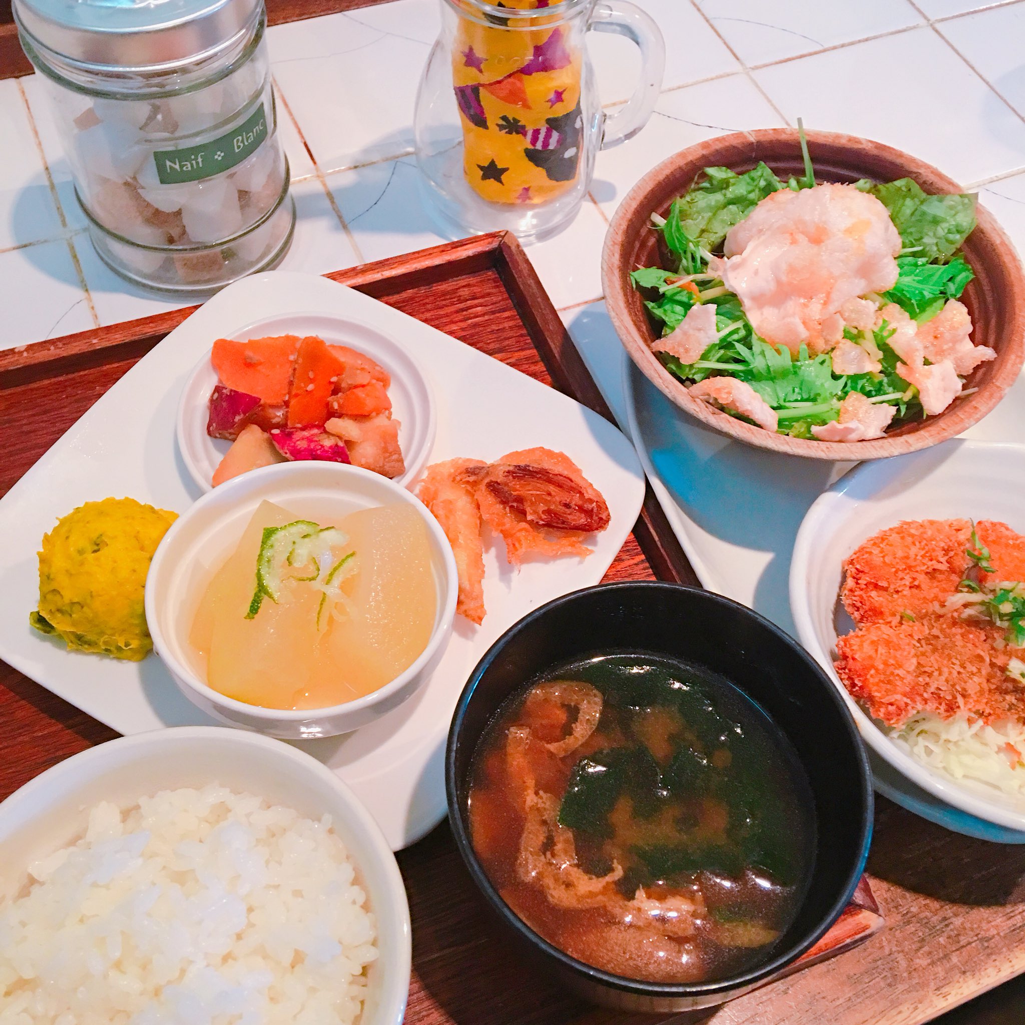 ケーブルネット鈴鹿 バシャ の鈴鹿うまいもん巡り 今日のランチは Naif Blanc バシャは ナフブランランチ を注文 和食と洋食の見事なコラボレーションです スポーツ好きな店長さんと話が盛り上がりました 子連れの方にもオススメです ケーブルネット鈴鹿 バシャ の鈴鹿うまいもん巡り 今日のランチは Naif Blanc バシャは ナフブランランチ を注文 和食と洋食の見事なコラボレーションです スポーツ好きな店長さんと話が盛り上がりました 子連れの方にもオススメです