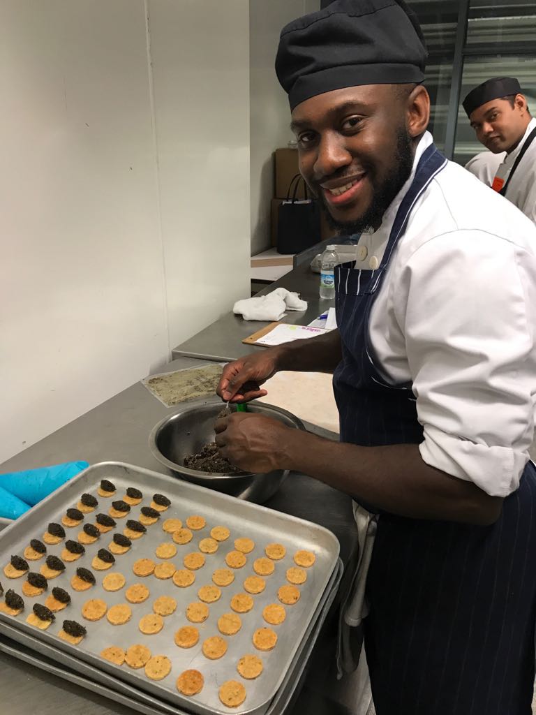 TheAC_Parties's tweet photo. Behind the scenes at NHM Earth Hall.
#behindthescenes
#naturalhistorymuseum
#eventcatering
#eventchefs
#toptiptuesday
#admirablecrichton https://t.co/TlBov4cQ1t