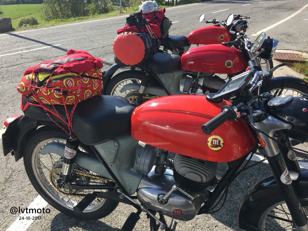 LVTMOTO's tweet photo. Ya en casa estas 3 Impala después de hacer el camino de Santiago desde Mataró (BCN)

#Grandes @ImpalaHonda  #Gracias https://t.co/q7Jz0ihjVZ