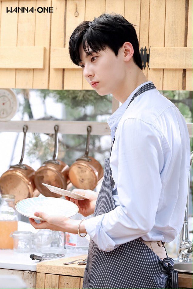 yourbananamilk_'s tweet photo. มึงให้พี่ฝ่าออกจากครัวบ้างเห๊อะะะะ https://t.co/iSnnKvyBnC