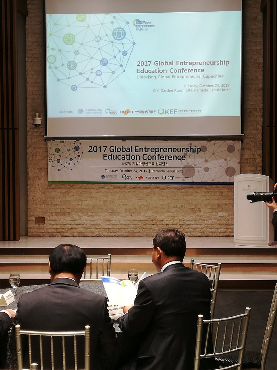 Finpec_OSAO's tweet photo. Global entrepreunership education conference in Seoul #europen #finpec #finvet #oph https://t.co/AS1sz2TmNV