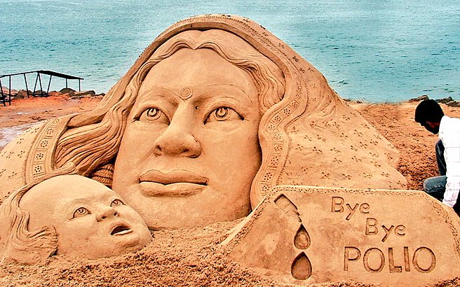 sudarsansand's tweet photo. Today is #WorldPolioDay; the whole World should unite to #EndPolioNow. Sharing One of my SandArt #ByeByePolio . https://t.co/agfYmLK2Pi