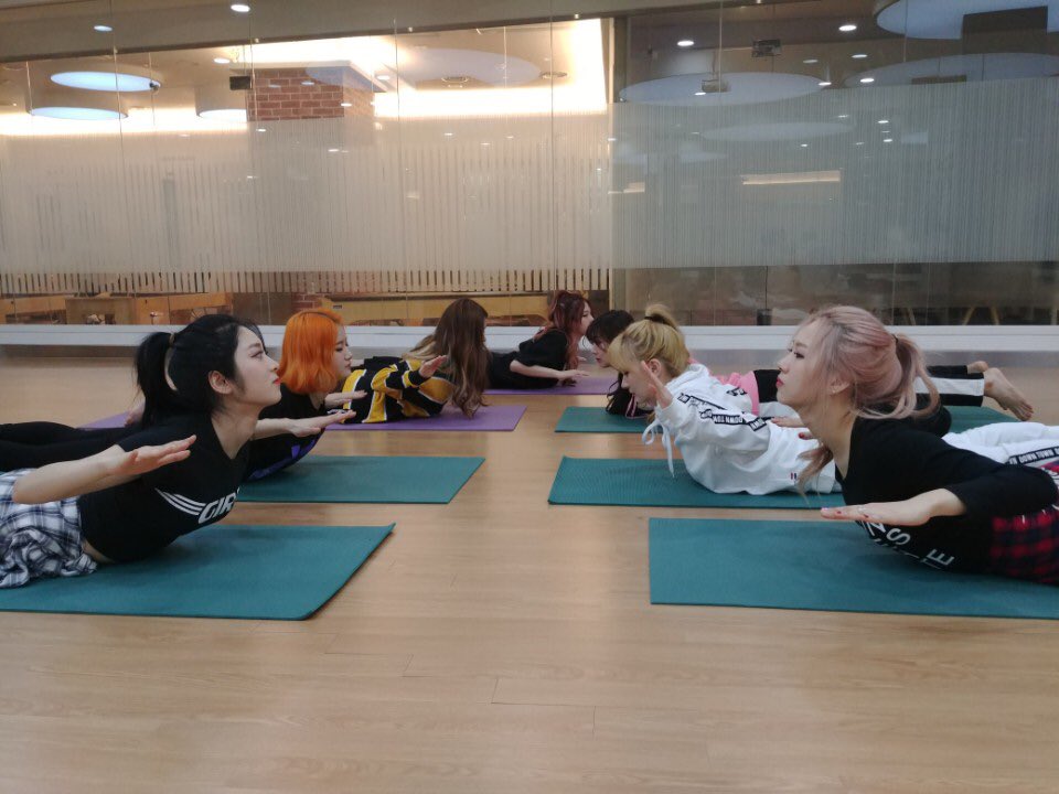 Hyunjipics's tweet photo. https://t.co/fx52M9Sftc