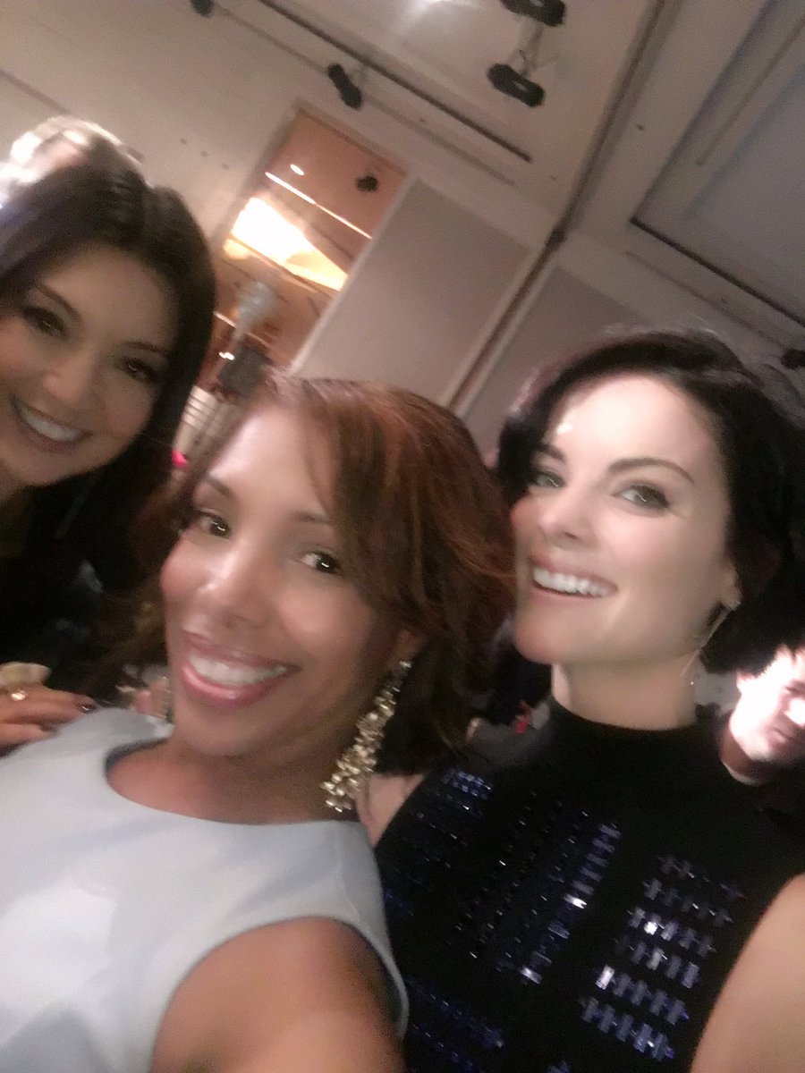 mktggirl's tweet photo. Congrats @MingNa &amp; @JaimieAlexander @DiamondintheRAW @ActionIconAward https://t.co/RD5MkA7vJO
