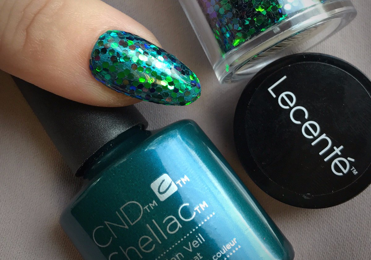 8 NEW #lecente glitters coming on 6th November! This one is Pieces. Blog up on feewallace.com soon!