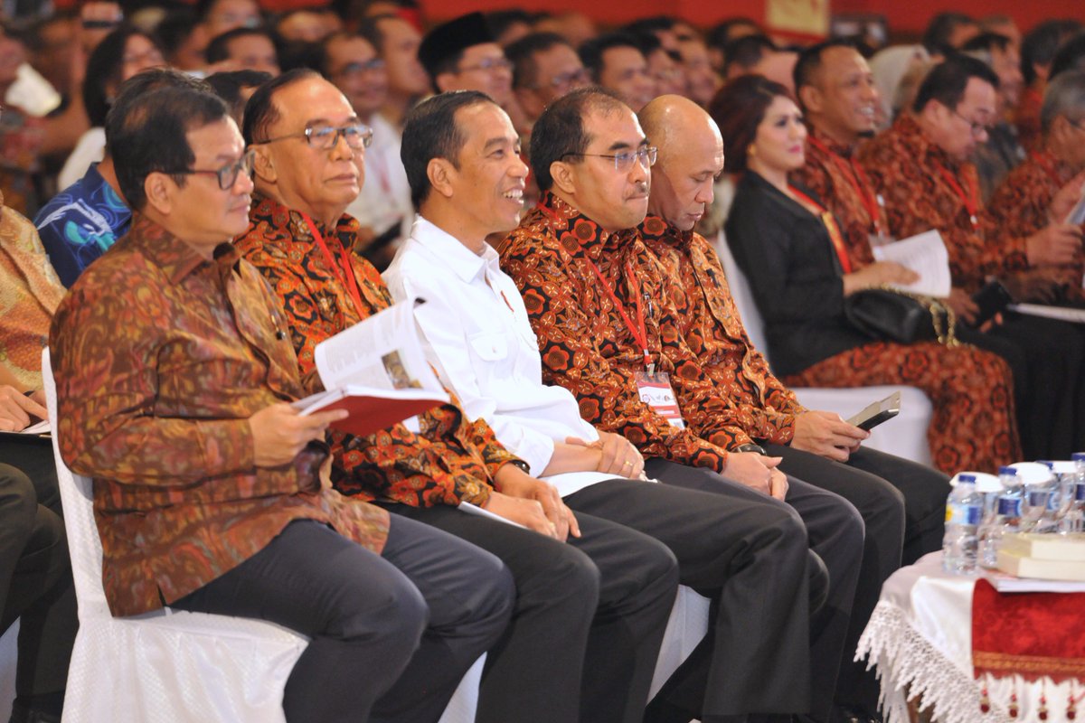 Dunia Sudah Berubah Jauh, Presiden <a href="/jokowi/">Joko Widodo</a> Kritik Perguruan Tinggi Yang Tidak Pernah Berubah setkab.go.id/dunia-sudah-be…