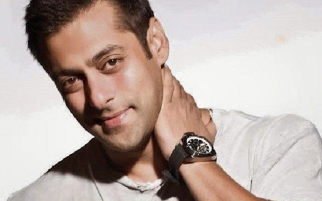 FilmyFlu's tweet photo. EID BONANZA @BeingSalmanKhan blocked #Eid2019 #AtulAgnihotri production’s #Bharat by @aliabbaszafar shooting to begin from April 2018 https://t.co/XyGkOT0e5i
