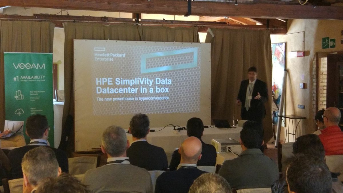 HPE_Italy's tweet photo. .@MassoliRoberto sul palco di #SimplivityTour con #AtesInformatica, si parla di #simplivity. @PrjCommunity #WeAreHPE #datacenter https://t.co/yAwLPxziLi