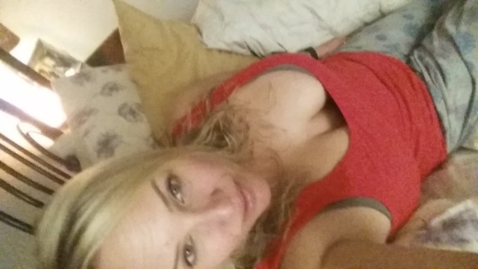 Okay, so inadvertent late night selfie happened while talking to my friend @Toyz4thebay. Lol...so silly<a href="/tag/nofilter"class="tags"><span>#nofilter</span></a><a href="/tag/plainjen"class="tags"><span>#plainjen</span></a><a href="/tag/notembarrased"class="tags"><span>#notembarrased</span></a>