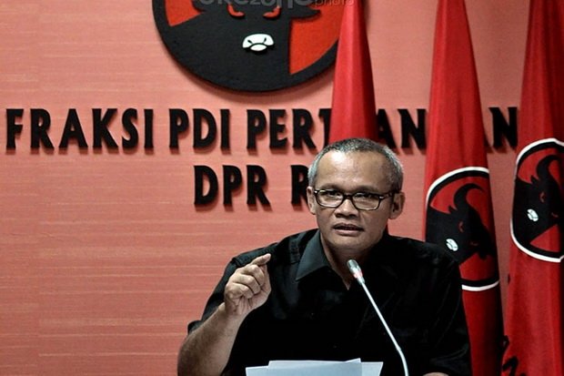 jmalindo's tweet photo. PDIP : "Pak Ahok, Jika Bebas, Sangat Pantas Menjadi Menteri" https://t.co/D6p6jyEWW1 https://t.co/PTiJxQ4rxw