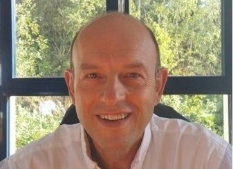 Le futur du #textile pour M. Pradal, pdt <a href="/S_A_S_Kiplay/">Kiplay</a> : #MadeinFrance et vêtements techniques #connectes <a href="/CCIPDN/">CCI Portes de Normandie</a> modeintextile.fr/interview-de-m…