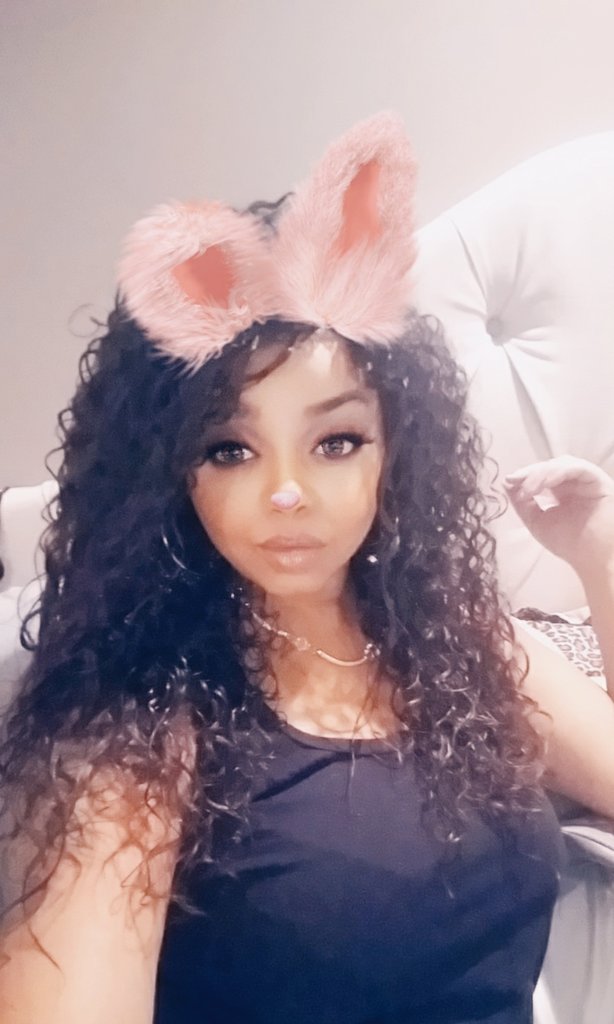 CsMarie12's tweet photo. #snapfun #curlyhairdontcare
#curlygirlswag #curlicious https://t.co/syh2yuBeUu