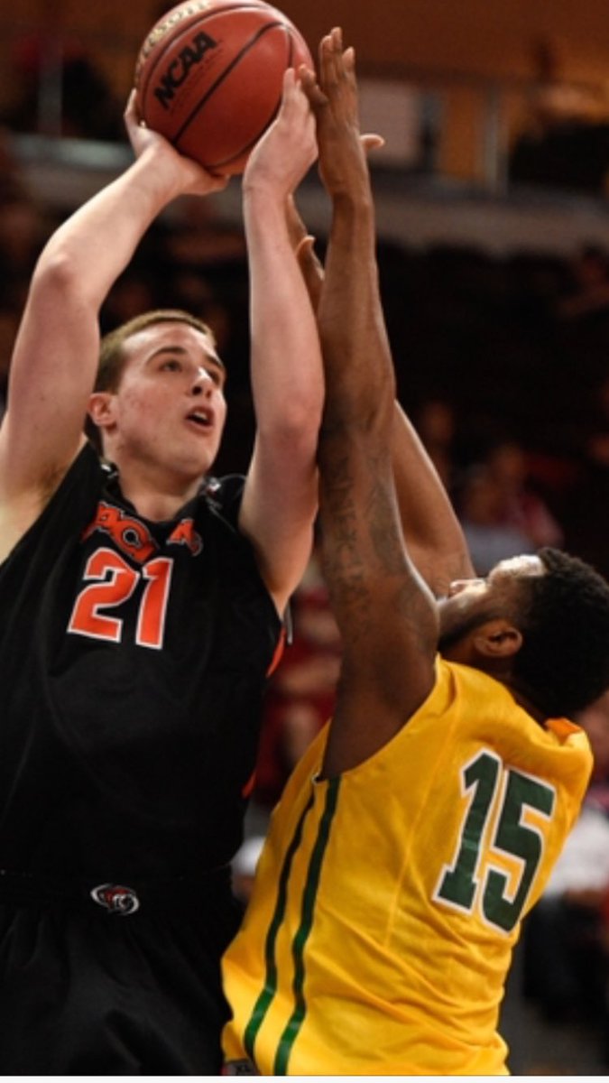 UAAMBB's tweet photo. Sneakpeak @ new Seawolf @jalamp1 see him vs Alumni Sat.1:30 AAC @KTVASports @KTUUSports  @DIIHoops     https://t.co/SKr7Ee5tJa via @youtube https://t.co/YGnvb6eOd1