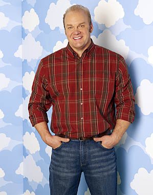 JackieKees's tweet photo. Remember the dad from Good Luck Charlie? This is him now. Feel old yet? https://t.co/uFb3Ednjr8