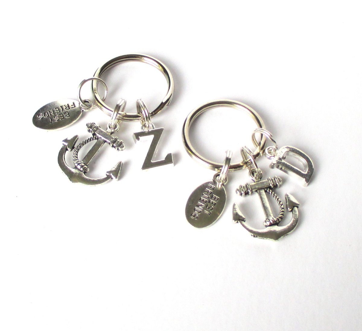 DoodlePopDesign's tweet photo. Personalised best friends keychain set -  Anchor keychain set - init… https://t.co/7ZA1RaQ9cQ #Etsy #InitialKeychain https://t.co/O3kCmxlPP6