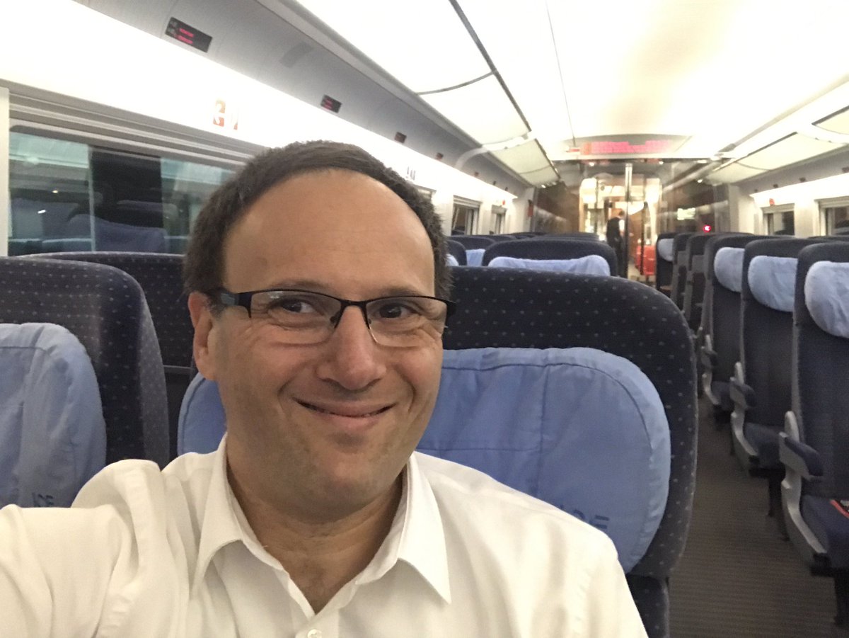 runwithdarko's tweet photo. Just few weeks ago I traveled to Berlin to run marathon. Today I am traveling there just for business. But my running shoes are in my bag :) https://t.co/nhmiNacgmK