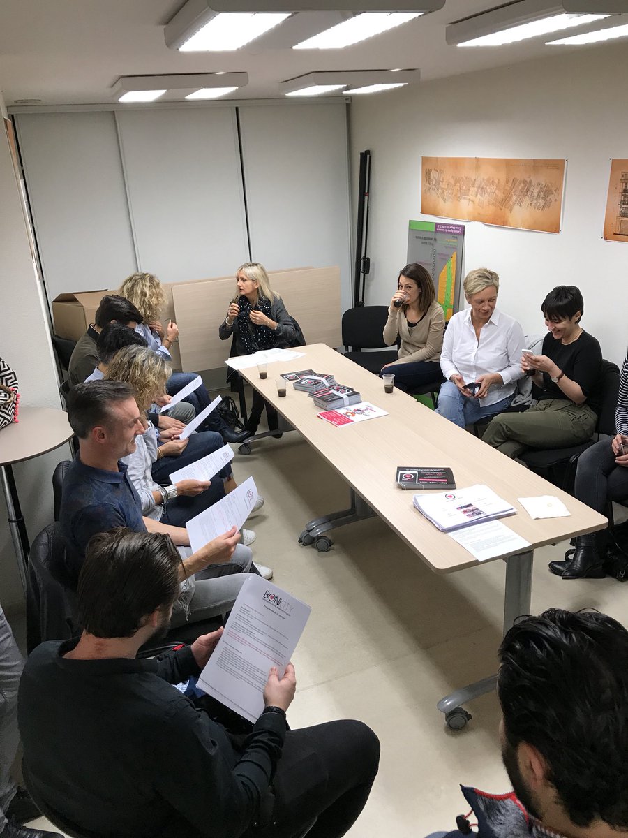 bonicity_'s tweet photo. 👥 Lancement de #BONICITY J-4 ! Réunion de préparation de la journée du 28/10 avec les commerçants partenaires BONICITY ! https://t.co/BGq5CV0ky9