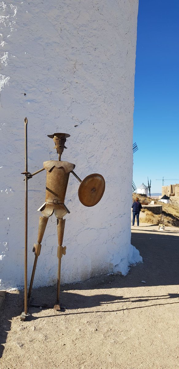 BusbamAutobuses's tweet photo. #BUSBAM visitando #losmolinos de #consuegra. 
Fotos de Belén Guerrero :) https://t.co/eJKsdAdVBP