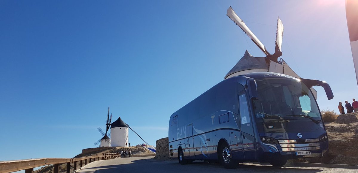 BusbamAutobuses's tweet photo. #BUSBAM visitando #losmolinos de #consuegra. 
Fotos de Belén Guerrero :) https://t.co/eJKsdAdVBP