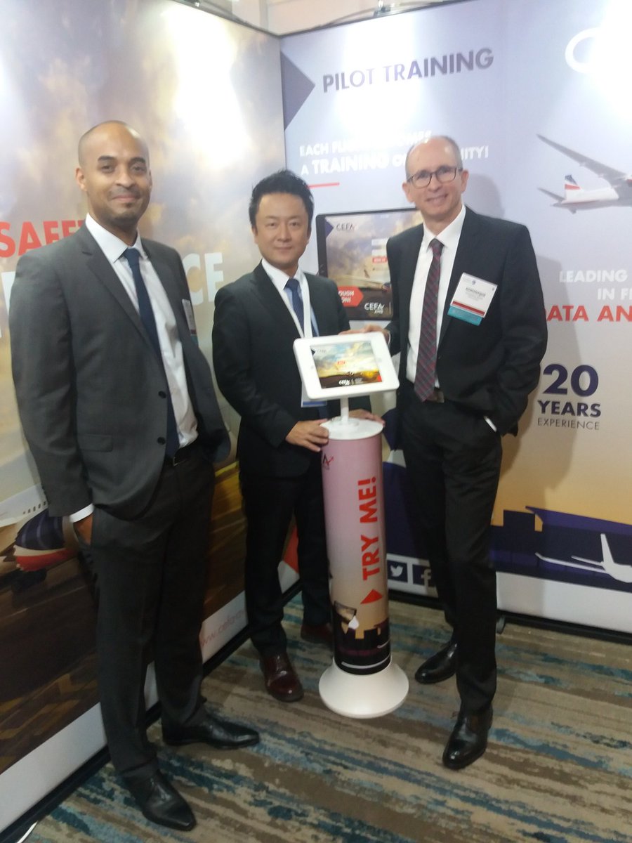 CEFAAviation's tweet photo. #IASS2017 Day 2 - happy to discuss with good friends & clients from all over the world like our partner ANA @FlyANA_official https://t.co/GIiDJYvmqN