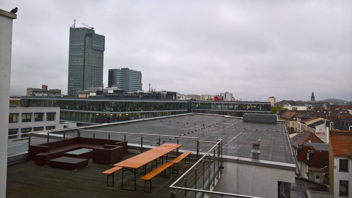 marcoscheel's tweet photo. Morgen ist #SPUGFFM in #Offenbach https://t.co/2MBtzOB9Rq Großer oder kleine Konfi? Draußen? Lieber ein Bier in der Küche #Microsoft365 https://t.co/ez3mmqrEIp