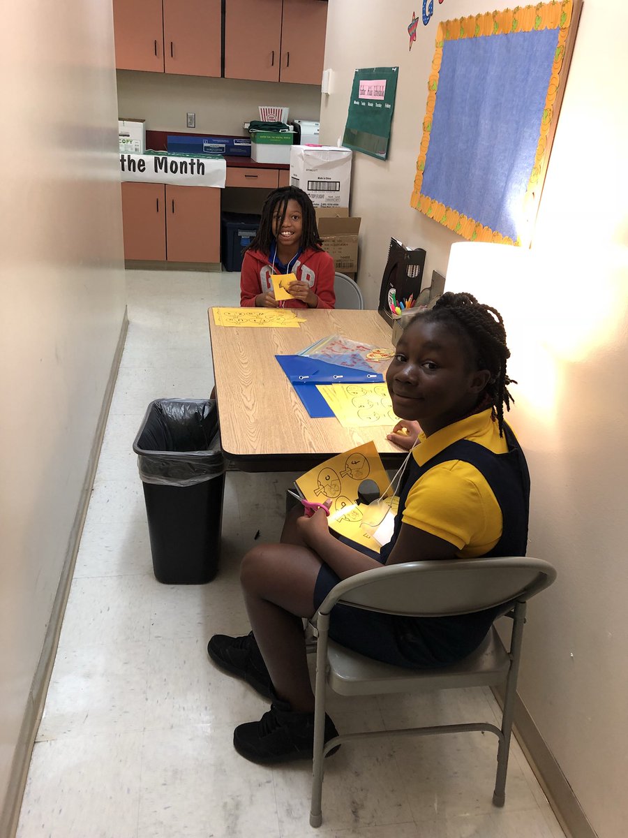 MIchelle BAnack tweet media