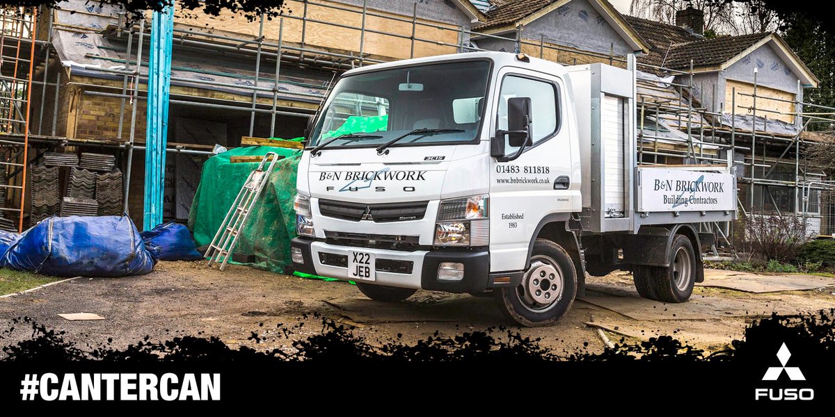 DaimlerTruckUK's tweet photo. "Because there’s no bonnet you can turn it on a sixpence and visibility is great" John Benson @BNBrickwork @RYGOR https://t.co/gN60pWm4RY https://t.co/5VF5ZKG2G4