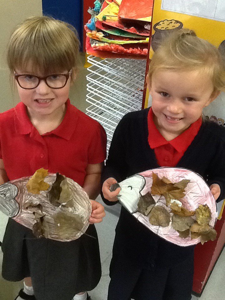 AnstonBrook's tweet photo. Autumn fun in year 2! #abpsuperstars #abplearning #autumnseason https://t.co/HAsyVlqLXz