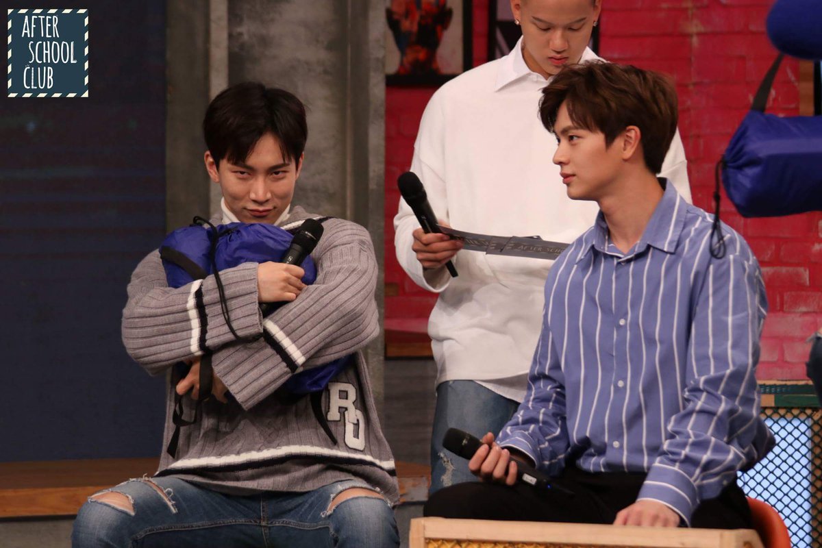 btomelodyb's tweet photo. 171024 After School Club #비투비 #은광 #민혁 #성재 #프니엘 #BTOB_ASC https://t.co/sDALoMsMIv