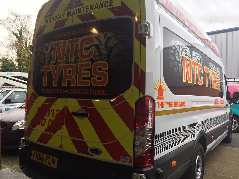 sxnottingham's tweet photo. Spot the van! #highvis #chevrons #cannotmissit Big thanks to Nottingham Tyre Company, offering a full mobile tyre fitting service. https://t.co/dc43vIVtgZ