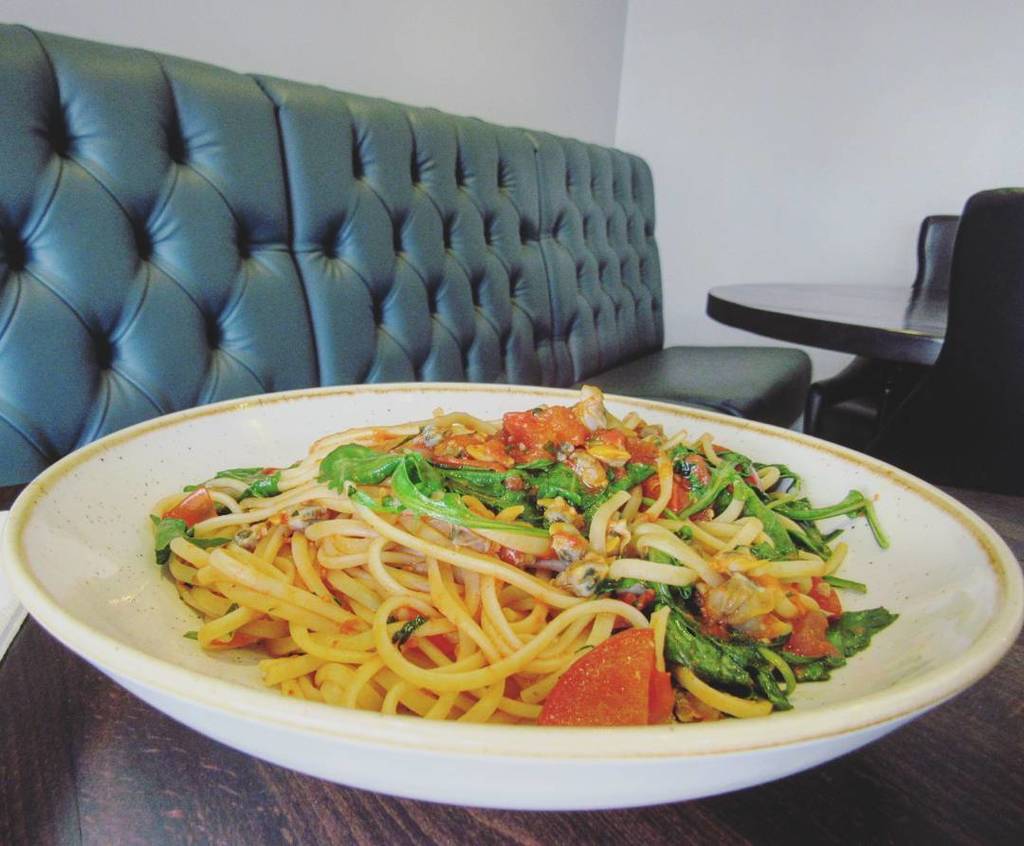 porrocardiff's tweet photo. Lunch inspiration? 🌿🍝 #pottedpig #pasta #seafood #italian #lunching #cardiff #cardiffdining #cardiffeats #fresh #h… https://t.co/9m2nNkEUrN https://t.co/Qk6mKtqfpL