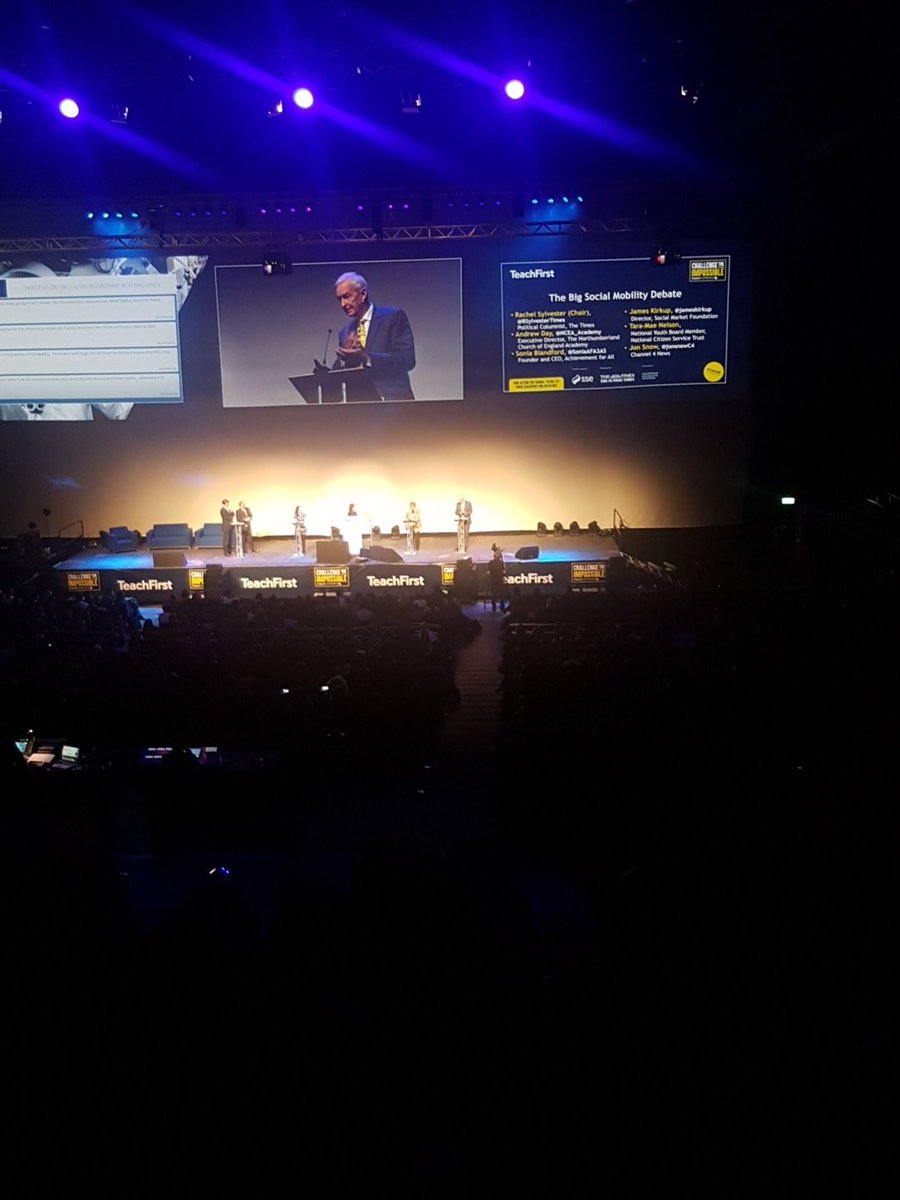AccessProjectUK's tweet image. 'Encourage everyone to commit to one serious voluntary activity to get involved in your community' @jonsnowC4 #TFChallenge
