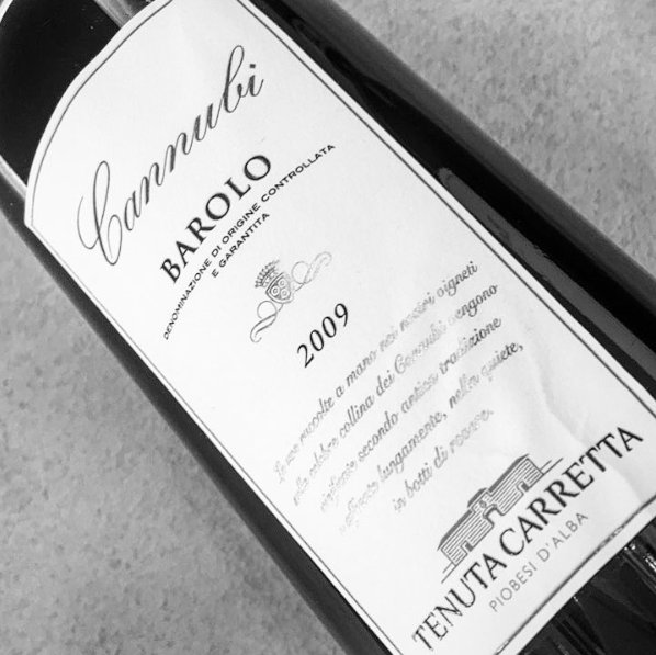 TenutaCarretta's tweet photo. Repost IG #SoloBarolo.it | 
#TenutaCarretta #Barolo #Cannubi 2009 https://t.co/JkIO4aFWPo