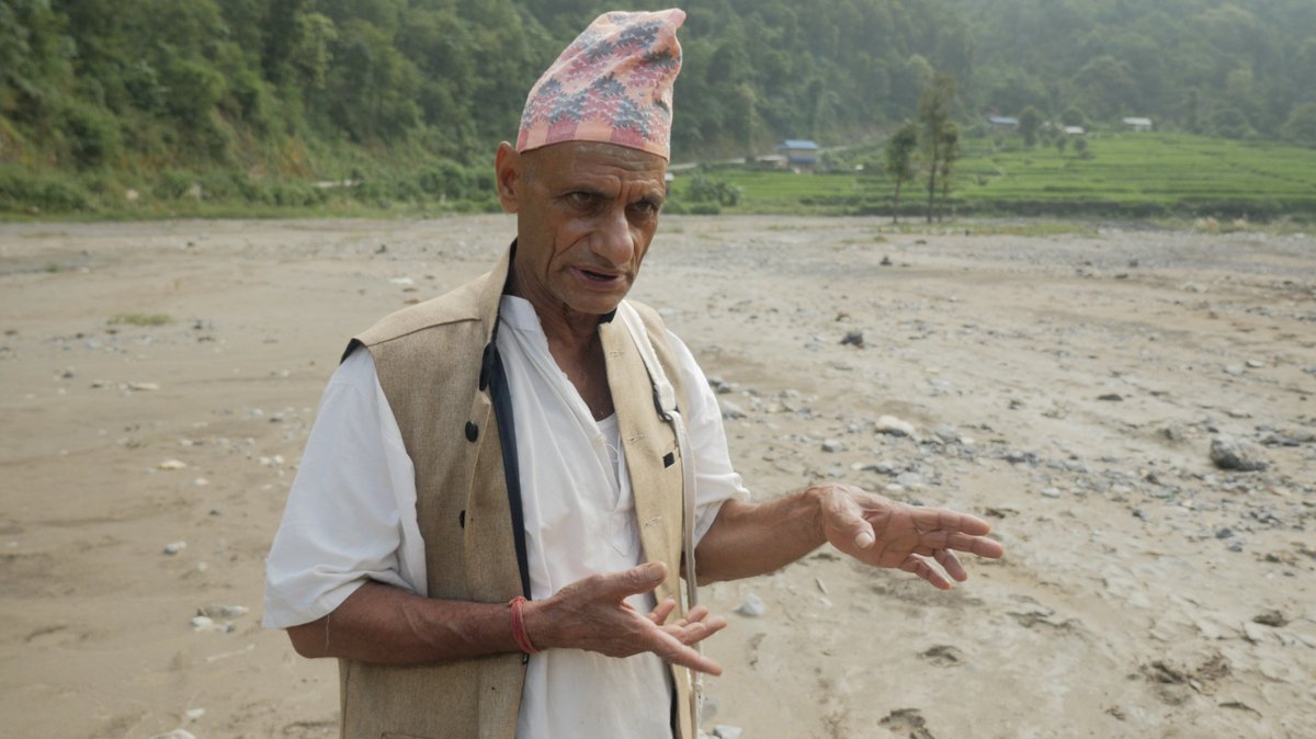 video_ross's tweet photo. Looking forward to sharing stories  recorded with @H2ONepal over the past month in the near future #water #Nepal #climatechange #Himalayas https://t.co/PR2VC87TC8