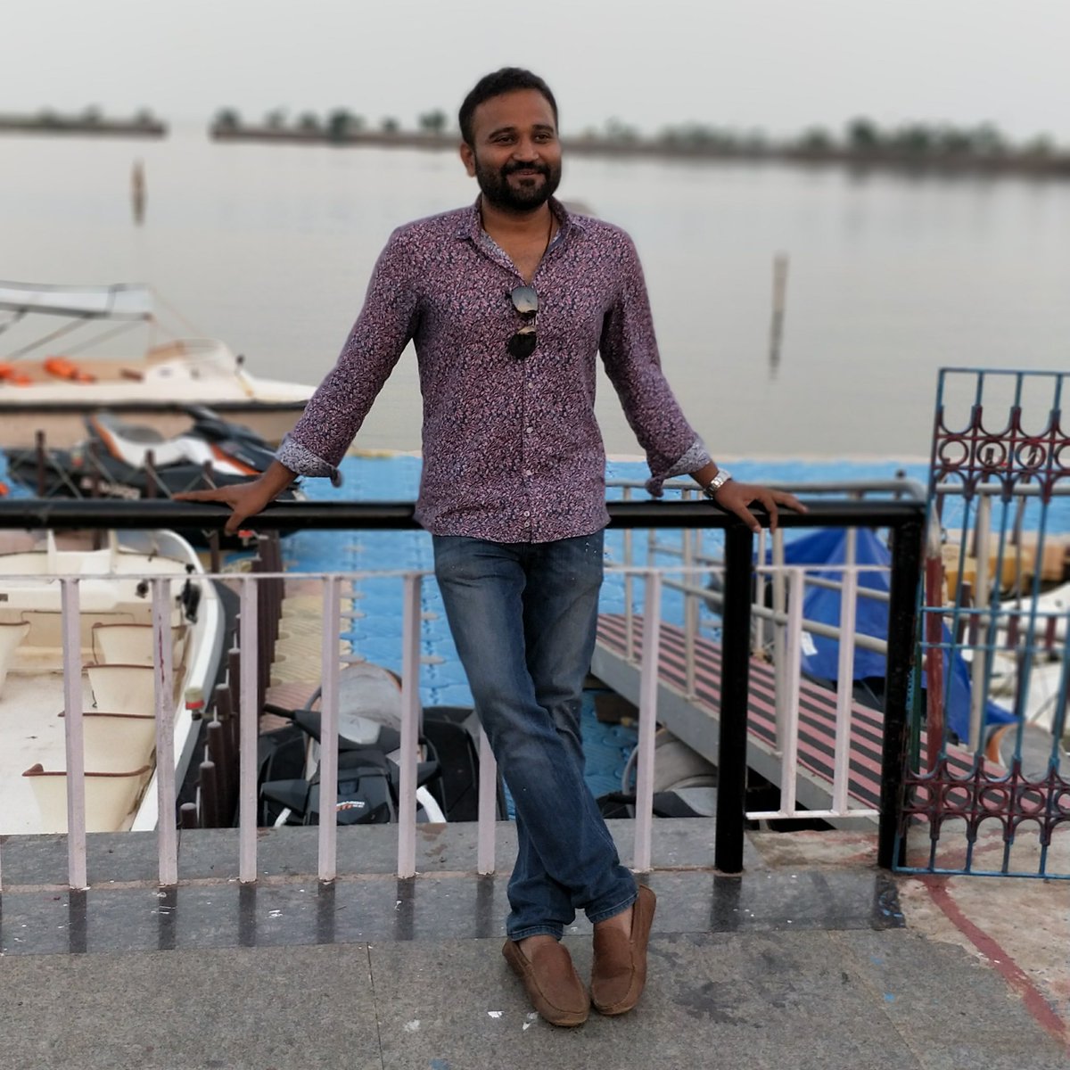 deepayanp's tweet photo. #NewProfilePic https://t.co/cbeW9FyZ9T