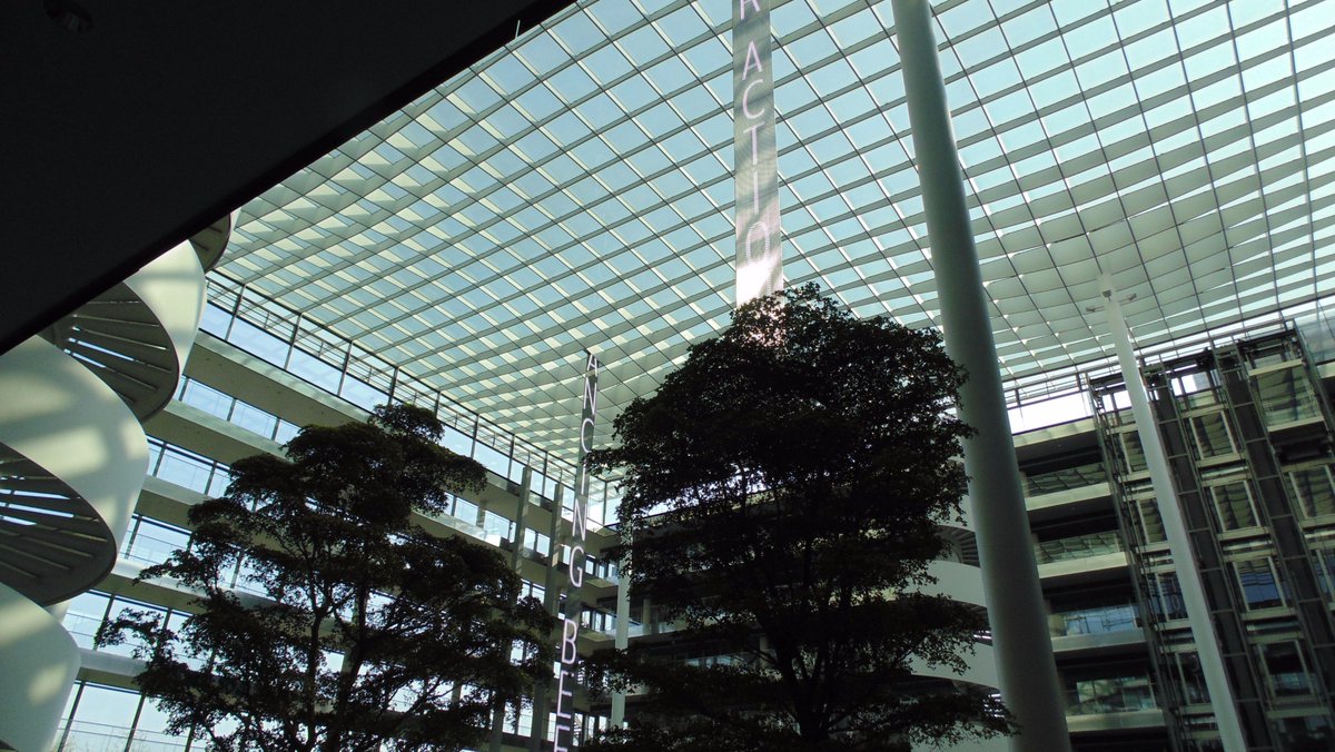KiboWorks's tweet photo. 2014 #Bespoke #LED by Jenny Holzer  #LEDEffects #Kibostory https://t.co/4hATbUNXdi